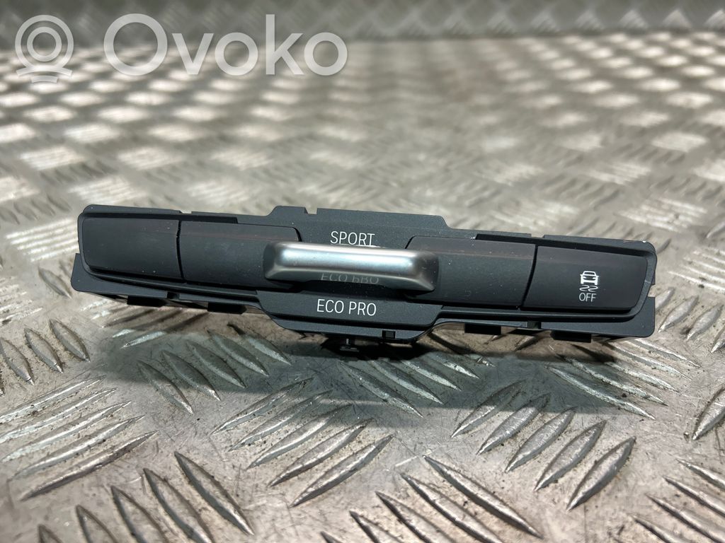 BMW 2 F45 Un conjunto de interruptores 