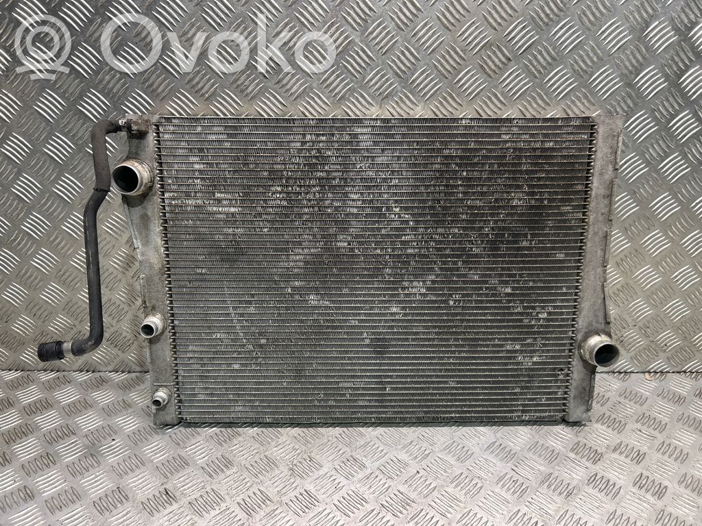BMW X5 E70 Coolant radiator 