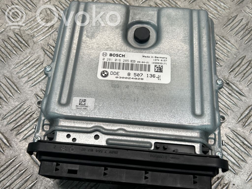 BMW 3 E90 E91 Engine control unit/module 