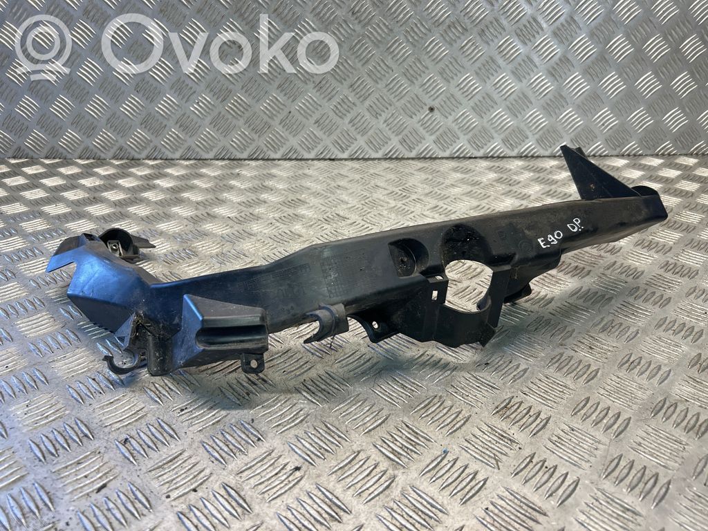 Halterung Scheinwerfer   7138402