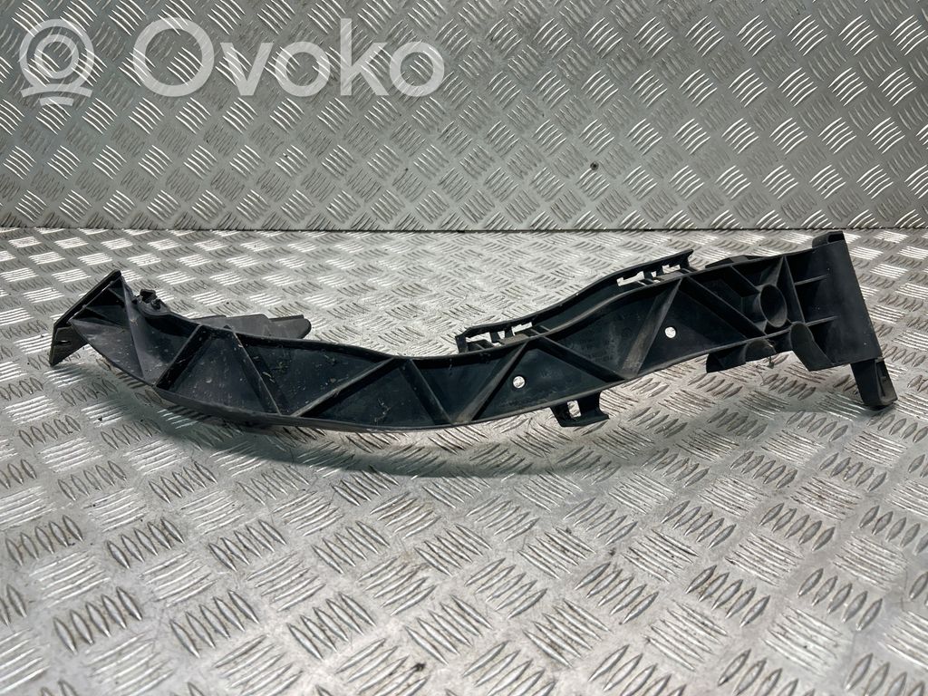 BMW 1 E82 E88 Headlight/headlamp mounting bracket 