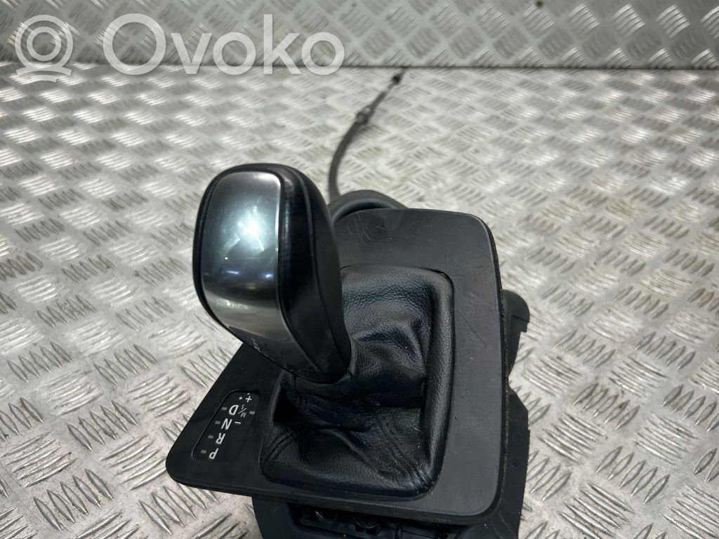 Gear shifter/selector   7548037