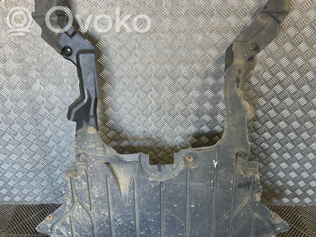 BMW X1 E84 Engine splash shield/under tray 