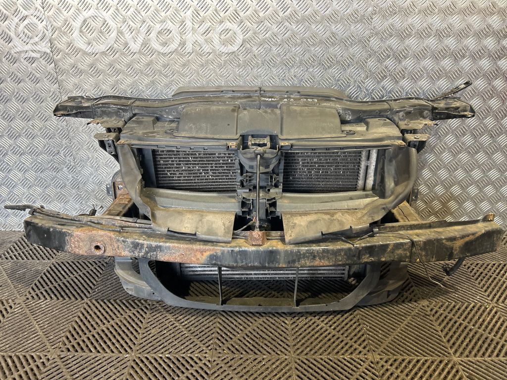 BMW 3 E90 E91 Панель радиаторов 