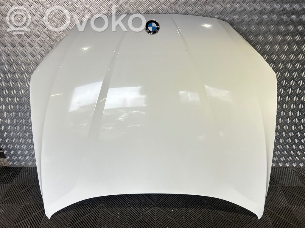 BMW X1 E84 Dzinēja pārsegs (vāks) 