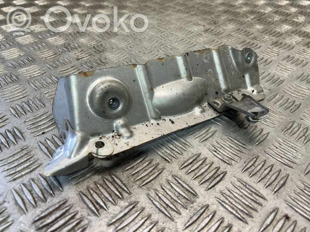 BMW 2 F45 Osłona termiczna komory silnika 