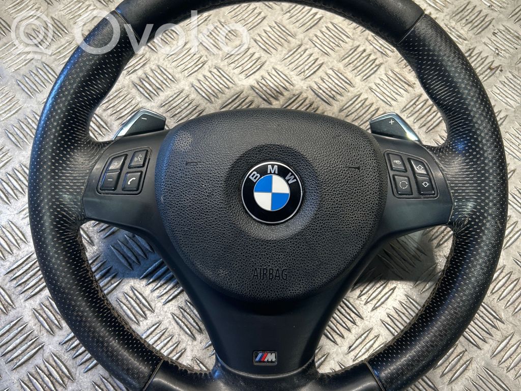 Steering wheel   7844017,305166199001