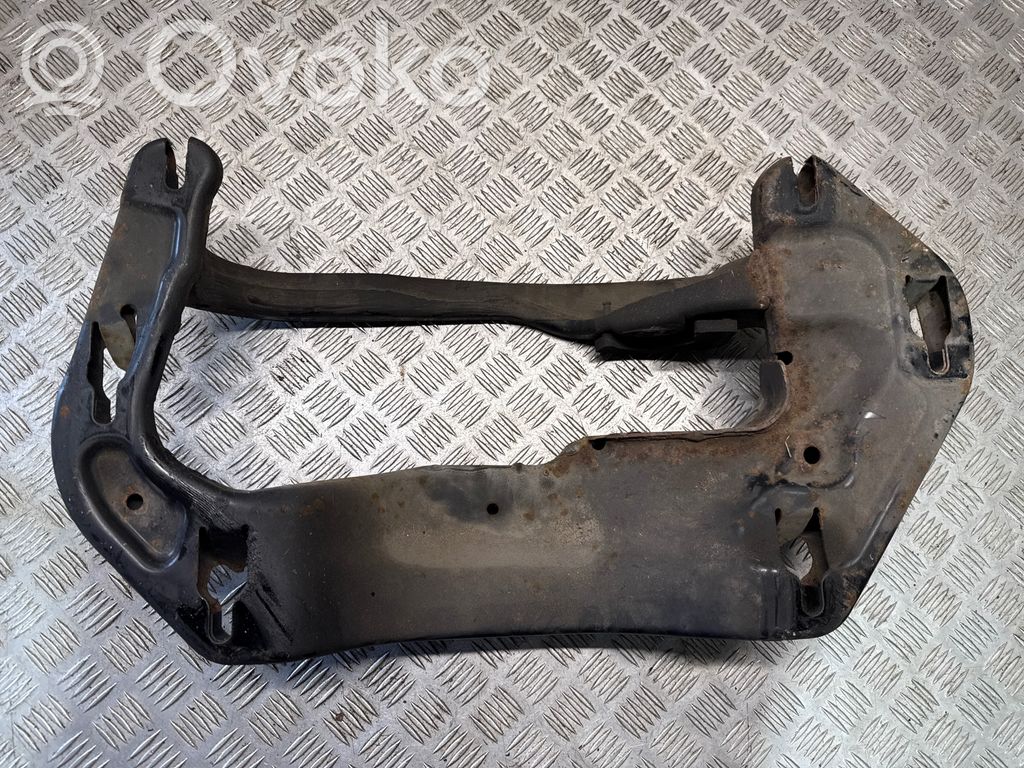 BMW X5 E70 Halterung Lager Getriebe 