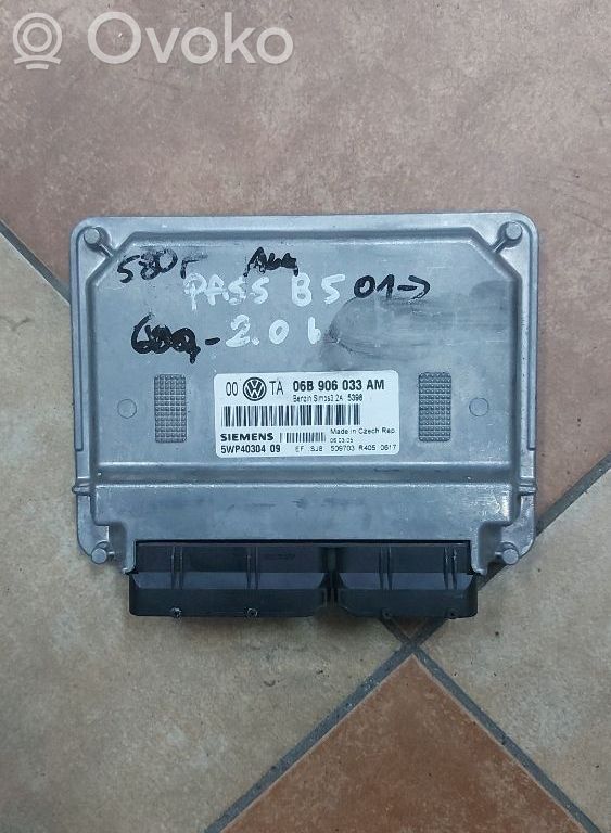 Volkswagen PASSAT B5.5 Engine control unit/module 