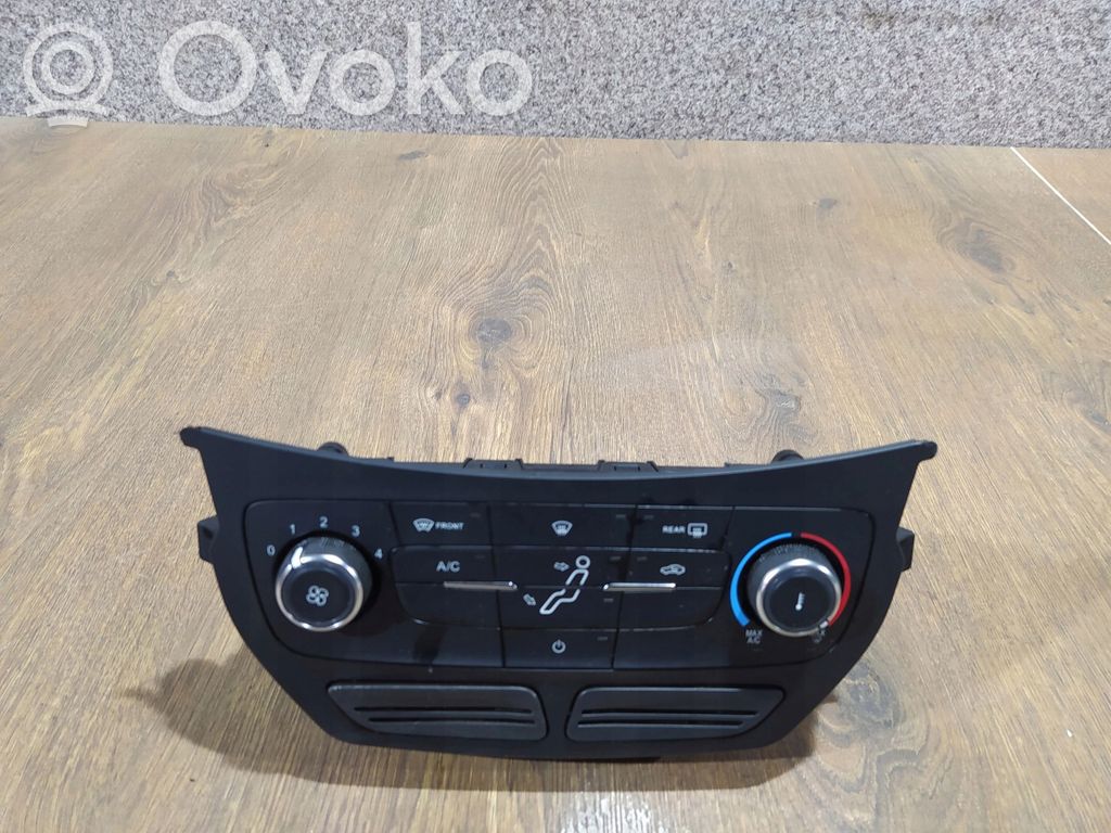 Ford C-MAX II Climate control unit 