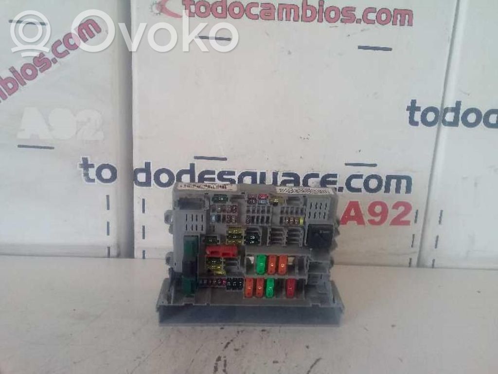 Módulo de fusible   B010098800