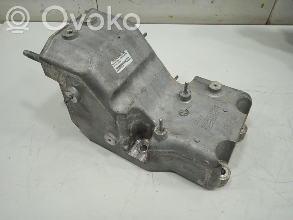 Engine mount bracket   SINREFVISIBLE