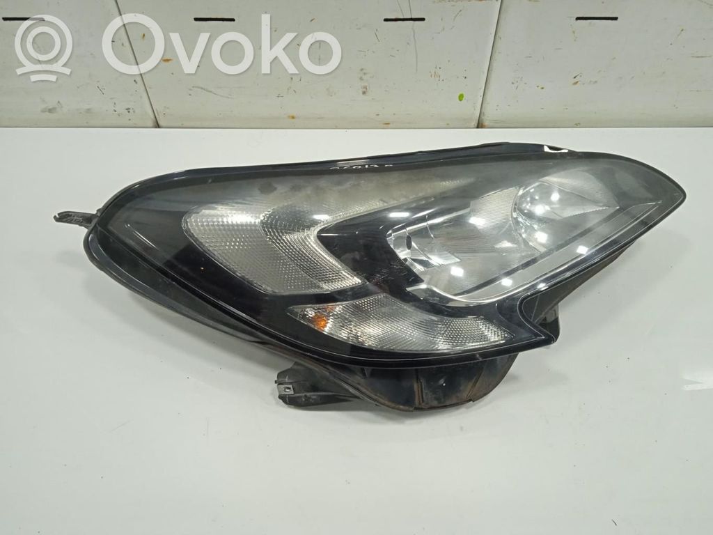 Opel Corsa E Headlight/headlamp 