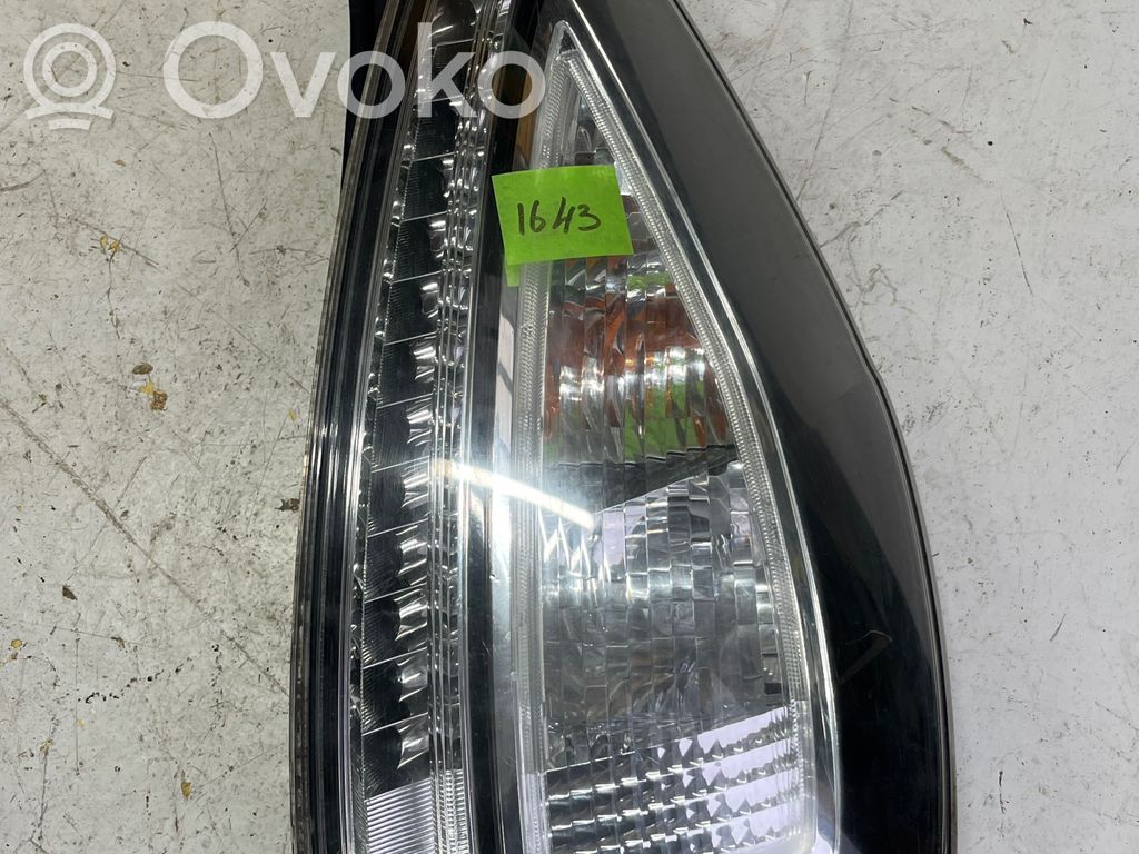 Mazda 5 Rear/tail lights 