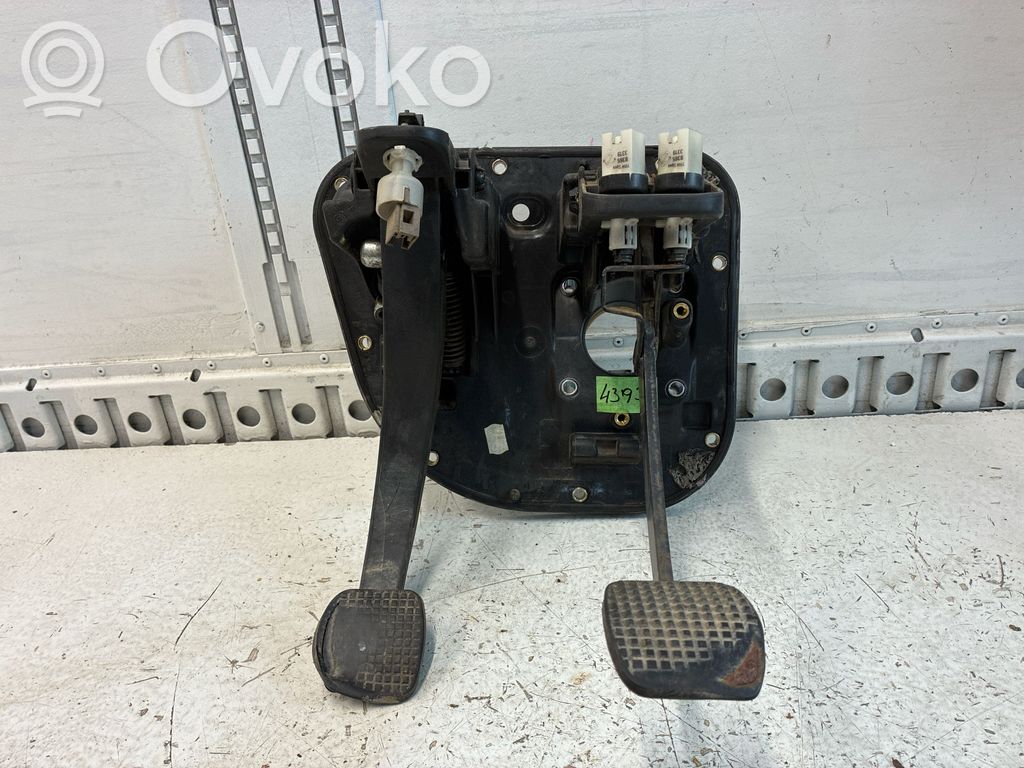 Iveco Daily 4th gen Pedale Satz Set 