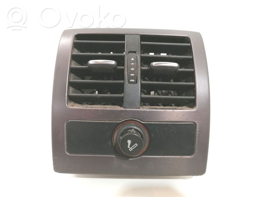 Kratka nawiewu tylna tunelu środkowego   4B0815743