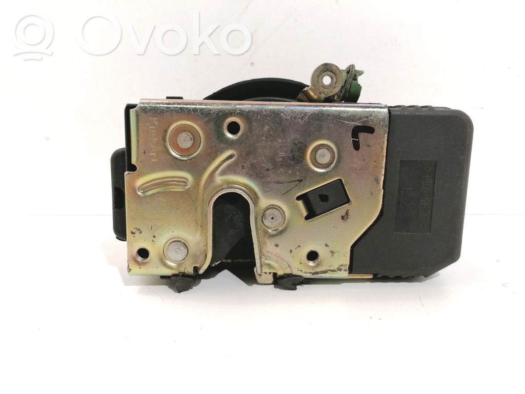 Opel Vectra B Priekinė durų spyna 
