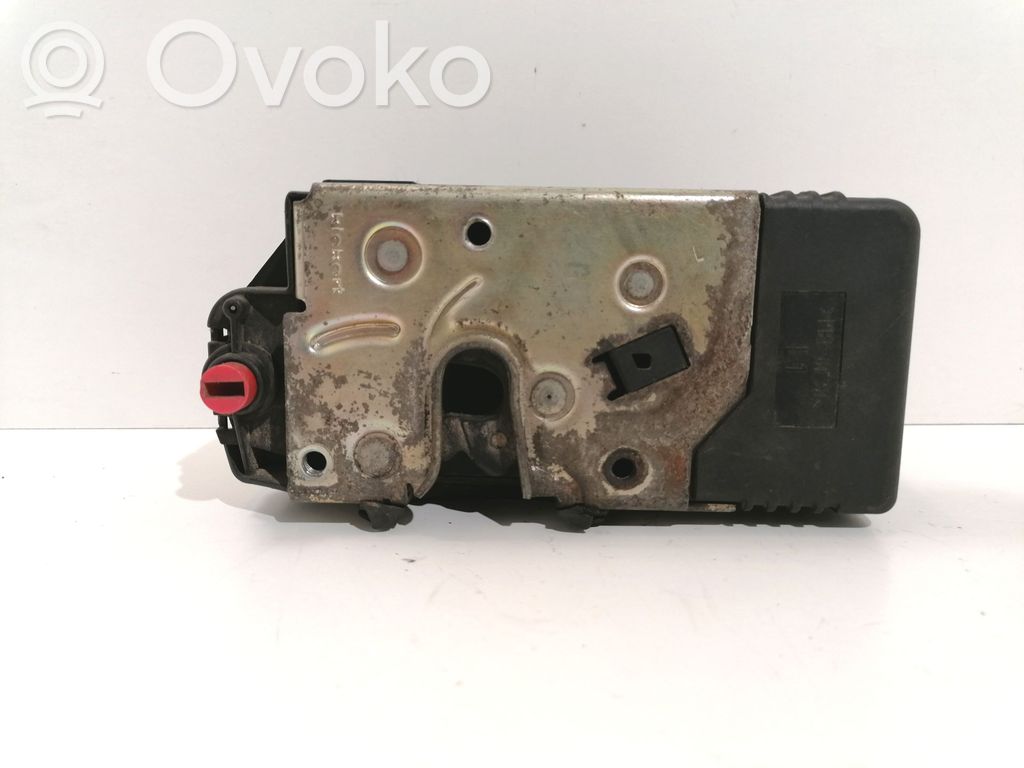 Opel Astra G Takaoven lukko 