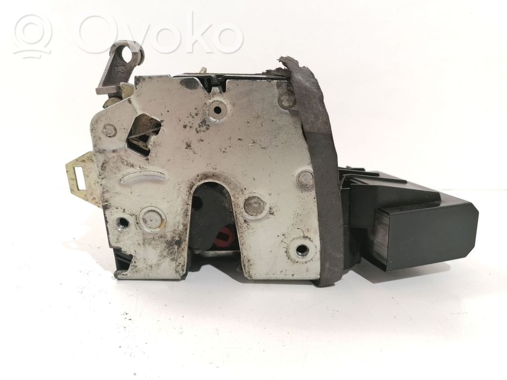 BMW 5 E39 Rear door lock 