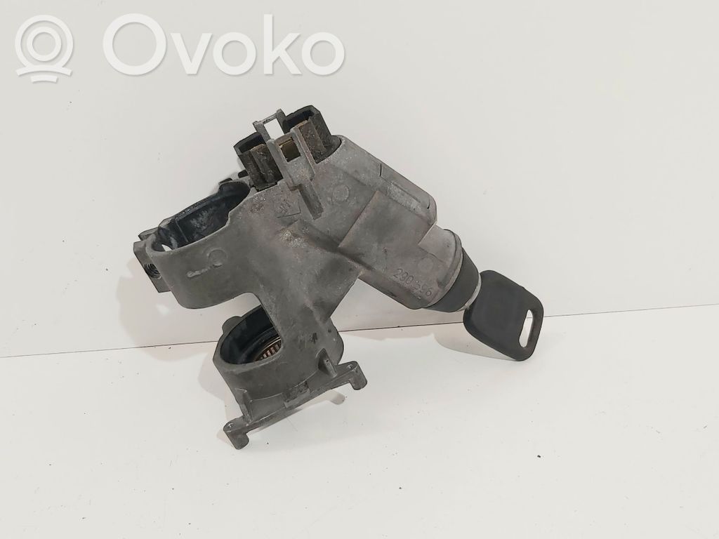 Audi 80 90 S2 B4 Ignition lock 