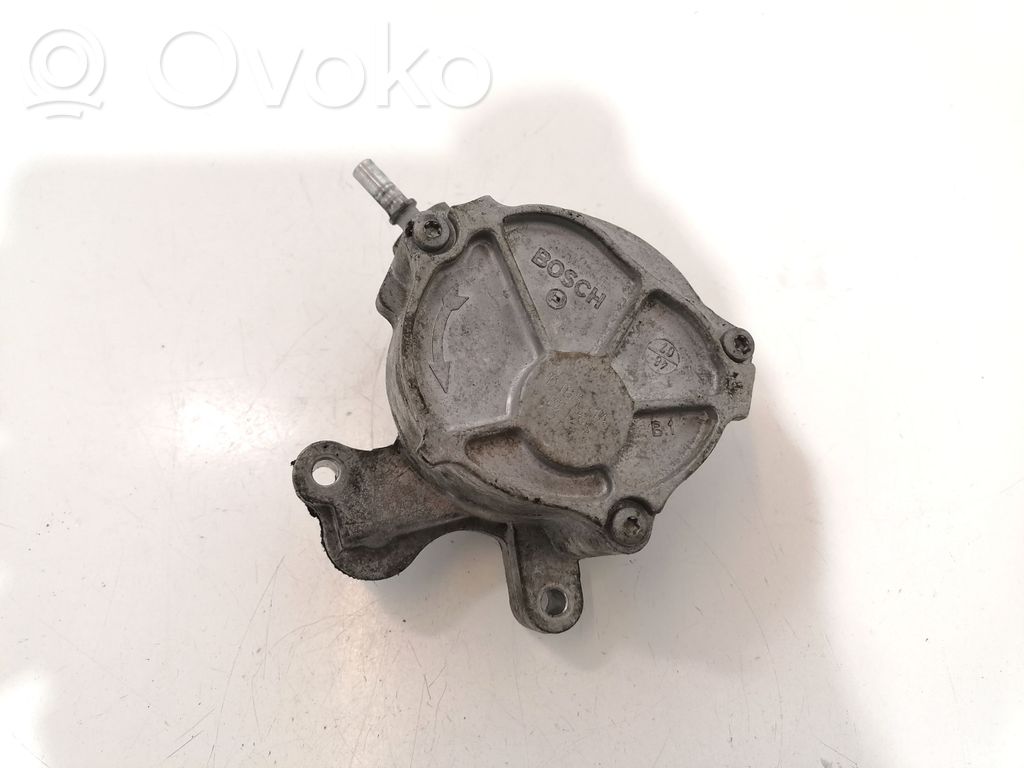 Volvo V50 Vacuum pump 