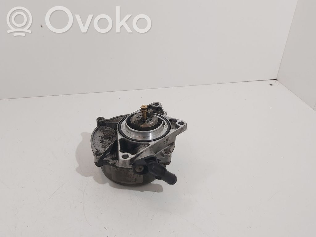 Audi A6 S6 C5 4B Pompa podciśnienia / Vacum 