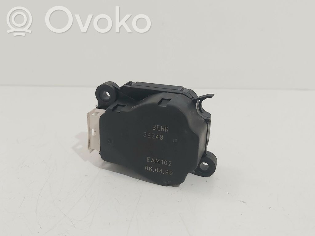 Volvo S80 Oro sklendės varikliukas 