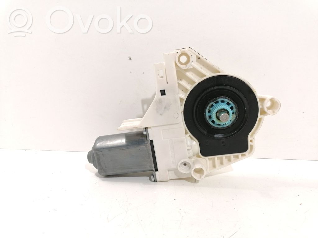 Audi A6 S6 C7 4G Silnik regulatora szyby drzwi przednich 