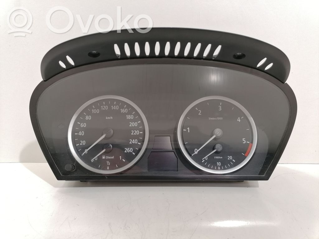 BMW 5 E60 E61 Speedometer (instrument cluster) 