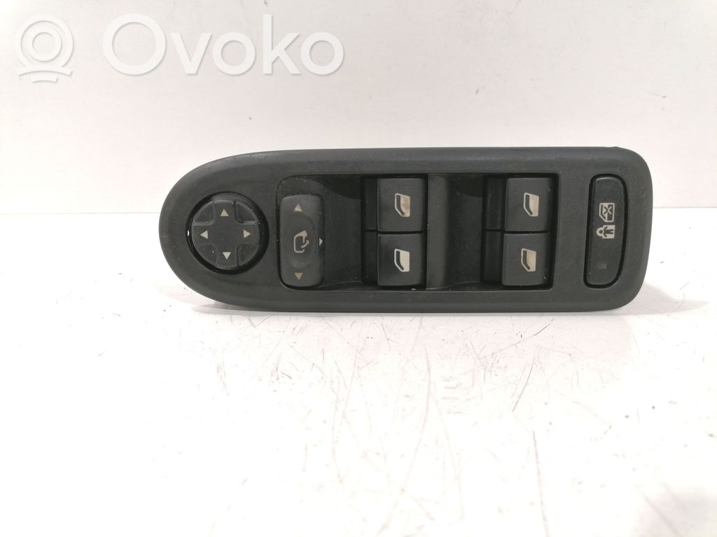 Citroen C5 Electric window control switch 