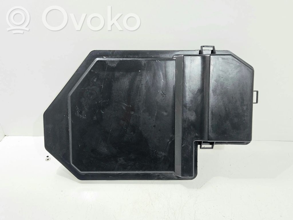 Audi A6 S6 C6 4F Fuse box cover 