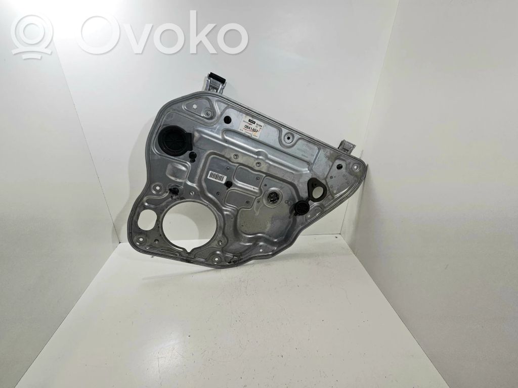 Volvo V50 Mecanismo para subir la puerta trasera sin motor 