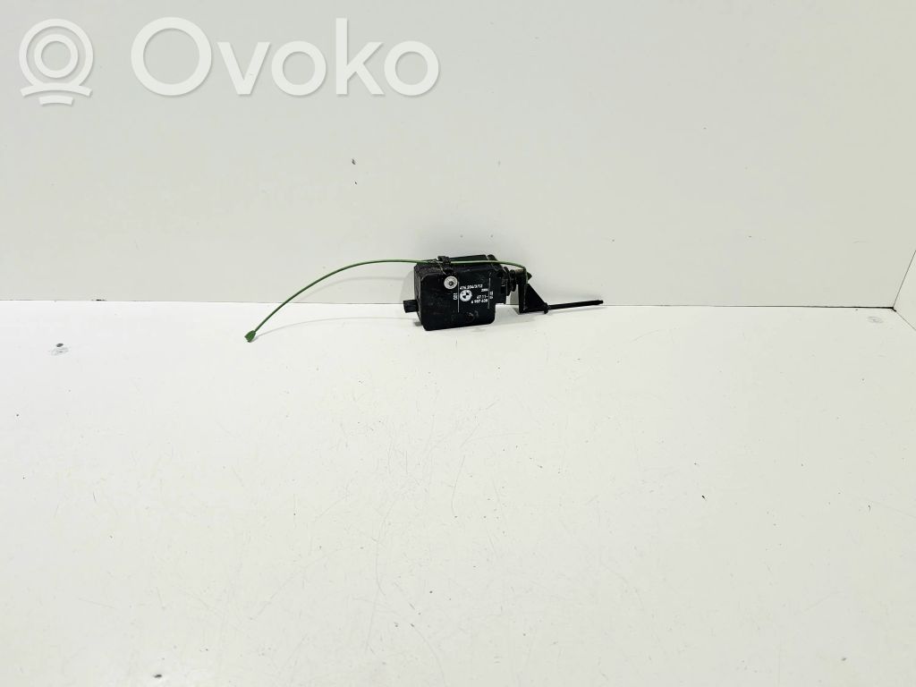 BMW 7 E65 E66 Fuel tank cap lock 