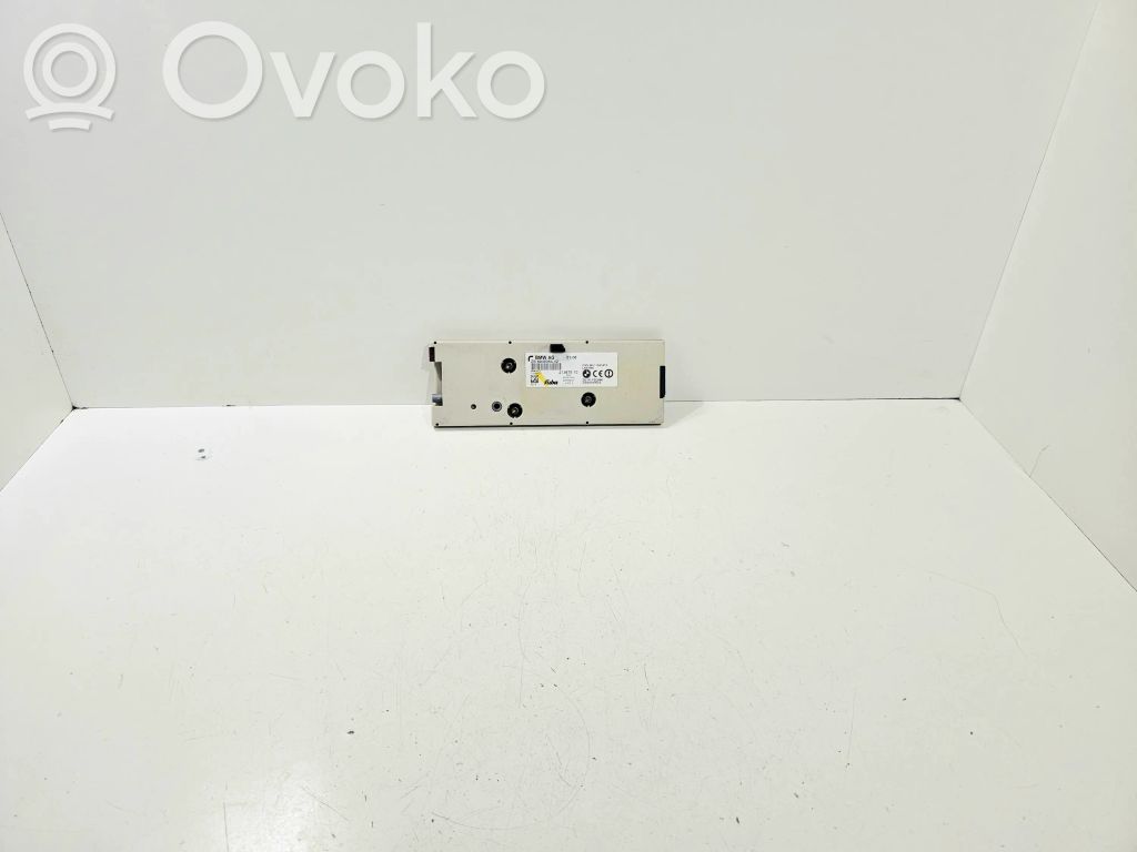 BMW 7 E65 E66 Antenas pastiprinātājs 