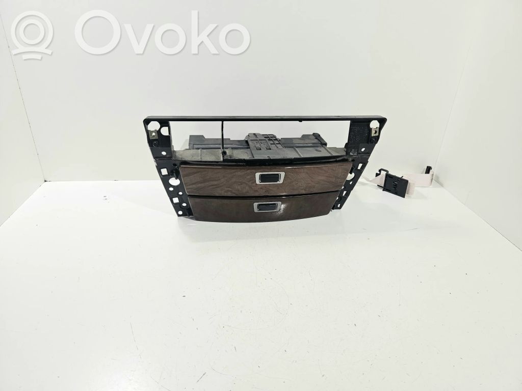 BMW 7 E65 E66 Dashboard storage box/compartment 