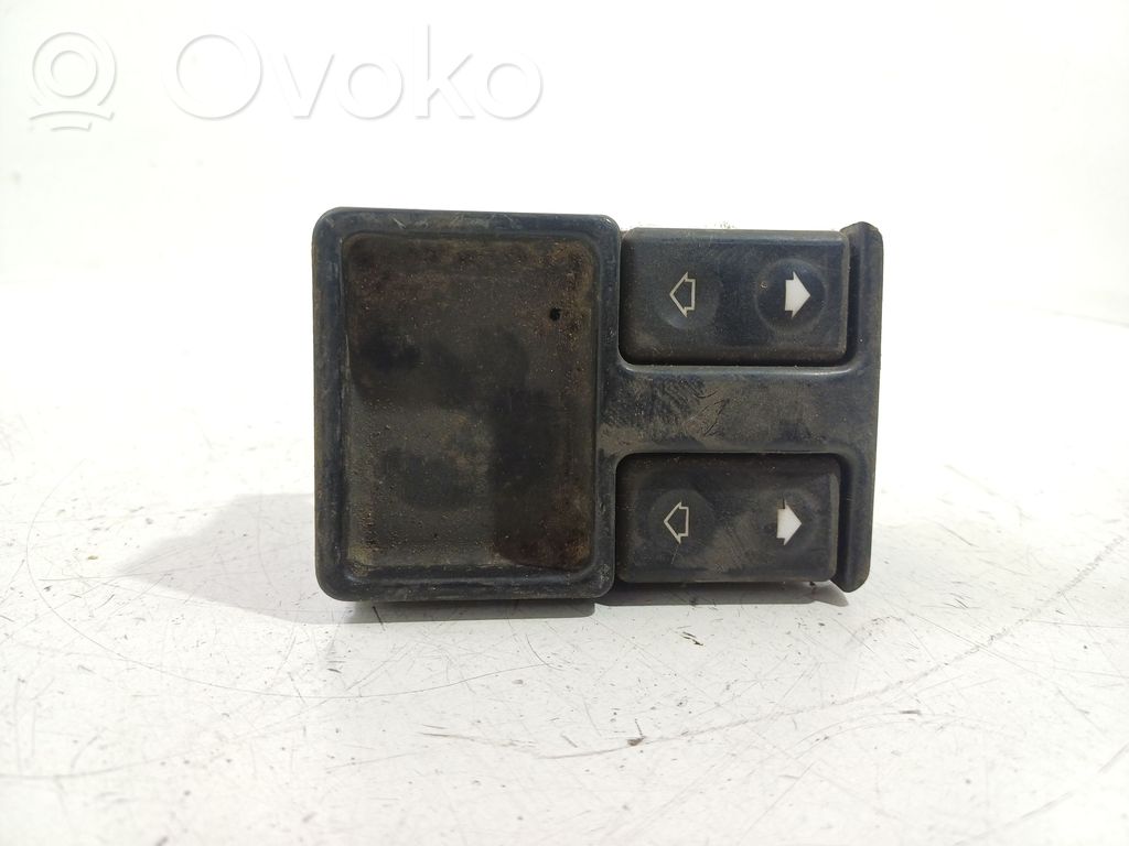 BMW 5 E34 Electric window control switch 