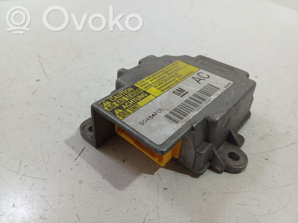 Opel Vectra B Airbag control unit/module 