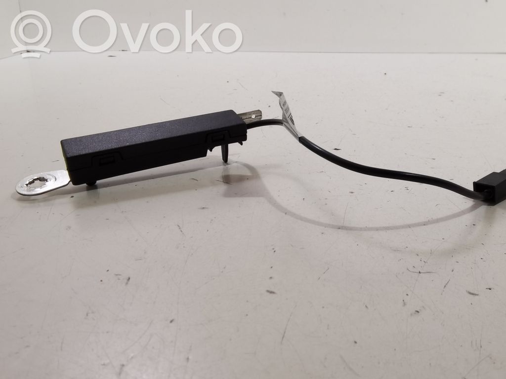 Volvo S60 Antenos stiprintuvas 