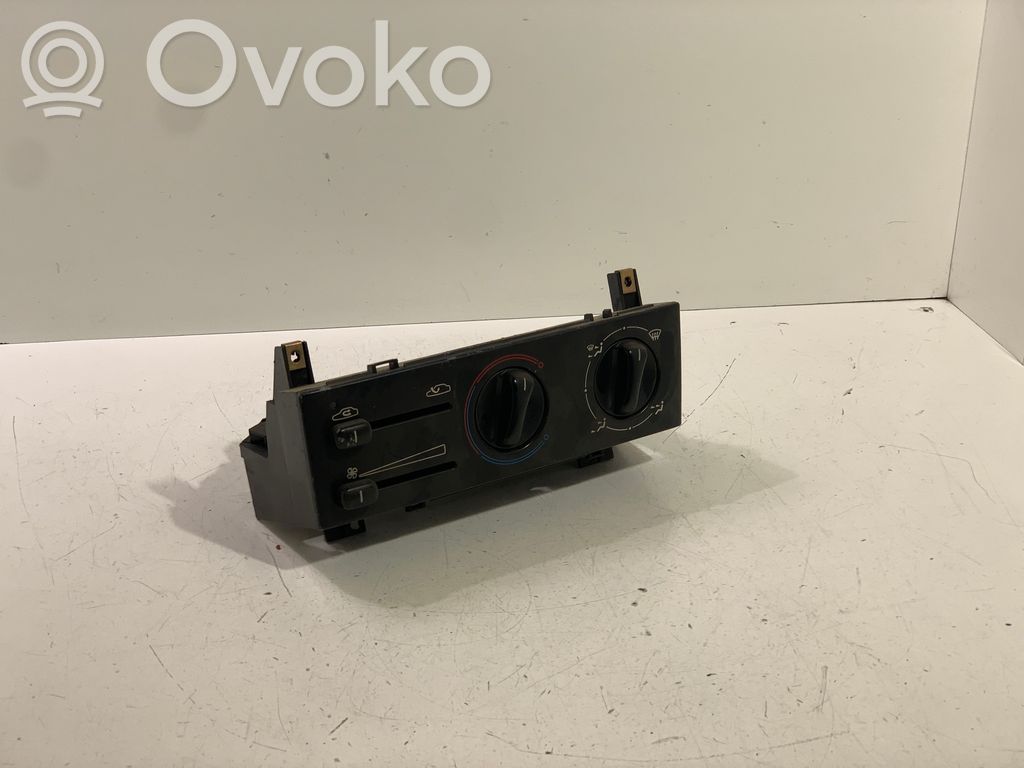 Peugeot 406 Climate control unit 