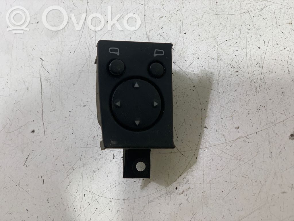 Audi A6 S6 C4 4A Wing mirror switch 