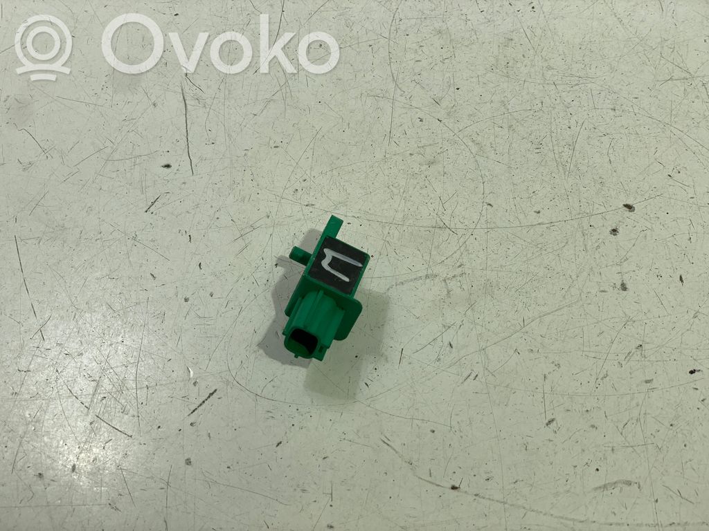 Audi A6 S6 C6 4F Airbagsensor Crashsensor Drucksensor 
