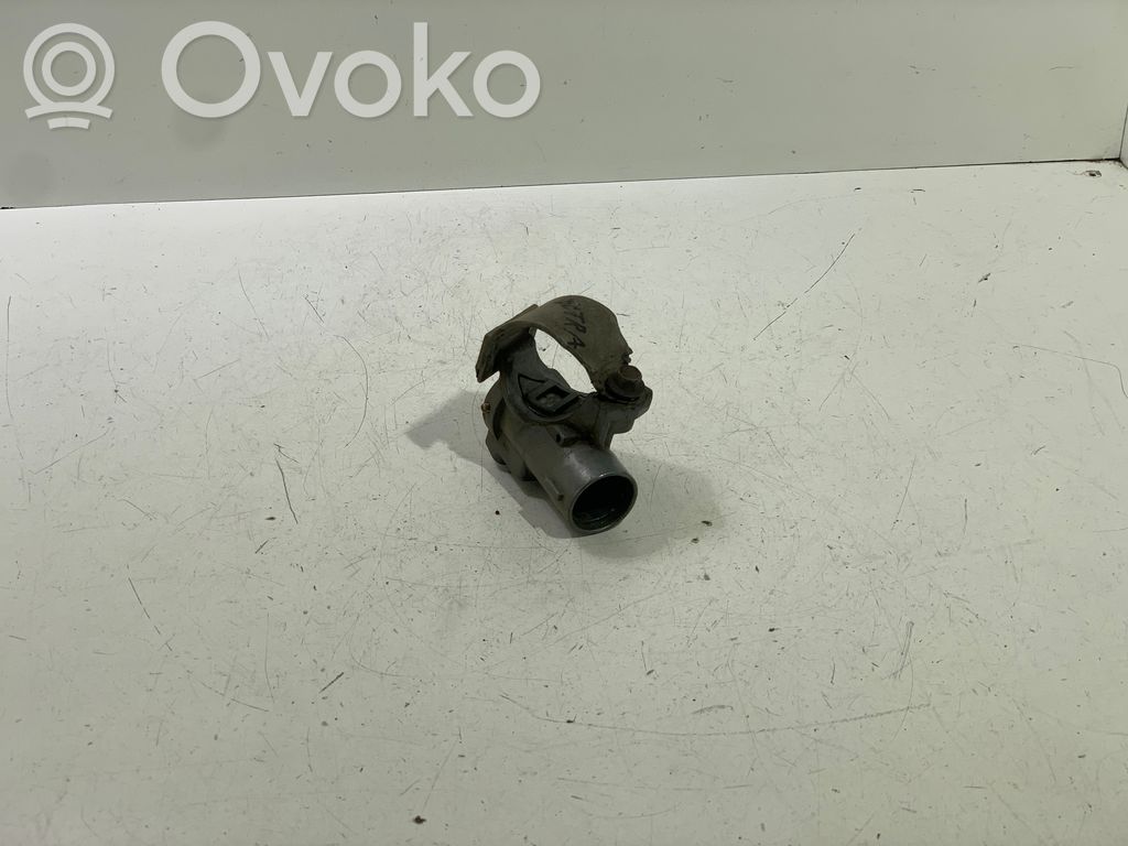 Opel Vectra B Užvedimo spynelė 
