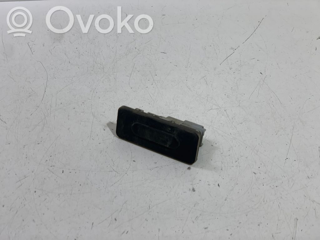 Renault Espace V (RFC) Tailgate opening switch 