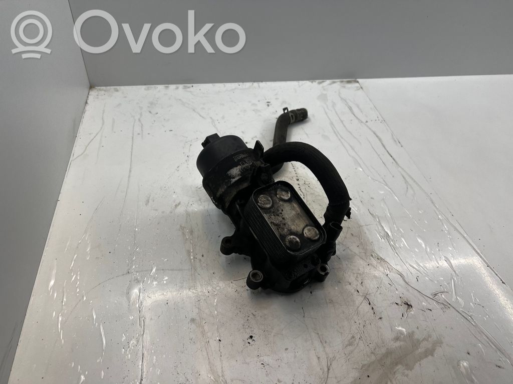 Volvo V50 Öljynsuodattimen kannake 