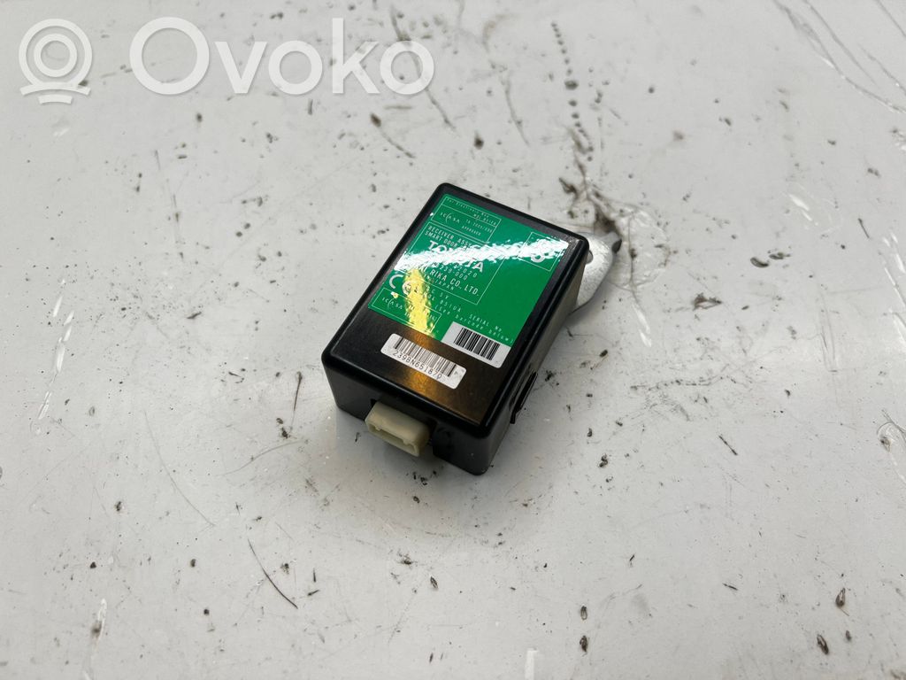 Toyota RAV 4 (XA30) Door control unit/module 