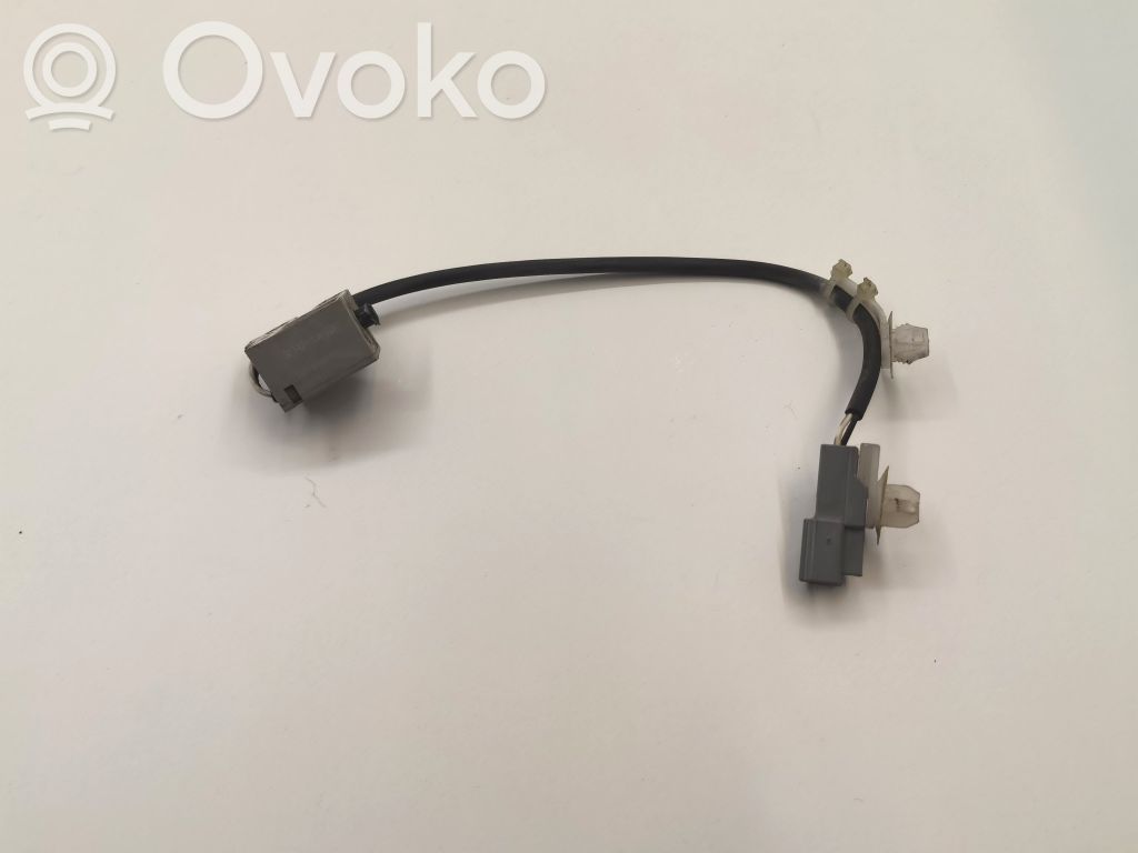 Toyota RAV 4 (XA30) Interruptor sensor del pedal de freno 