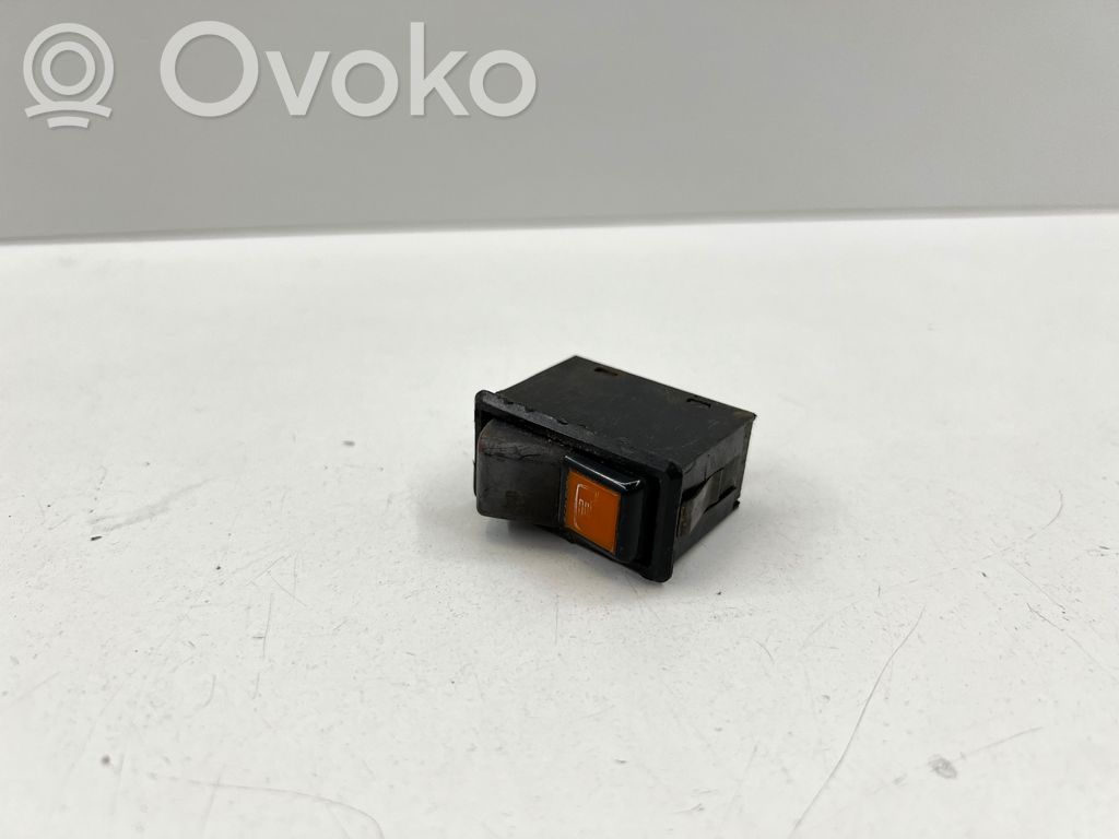 Mercedes-Benz G W460 Windscreen/window heater switch 
