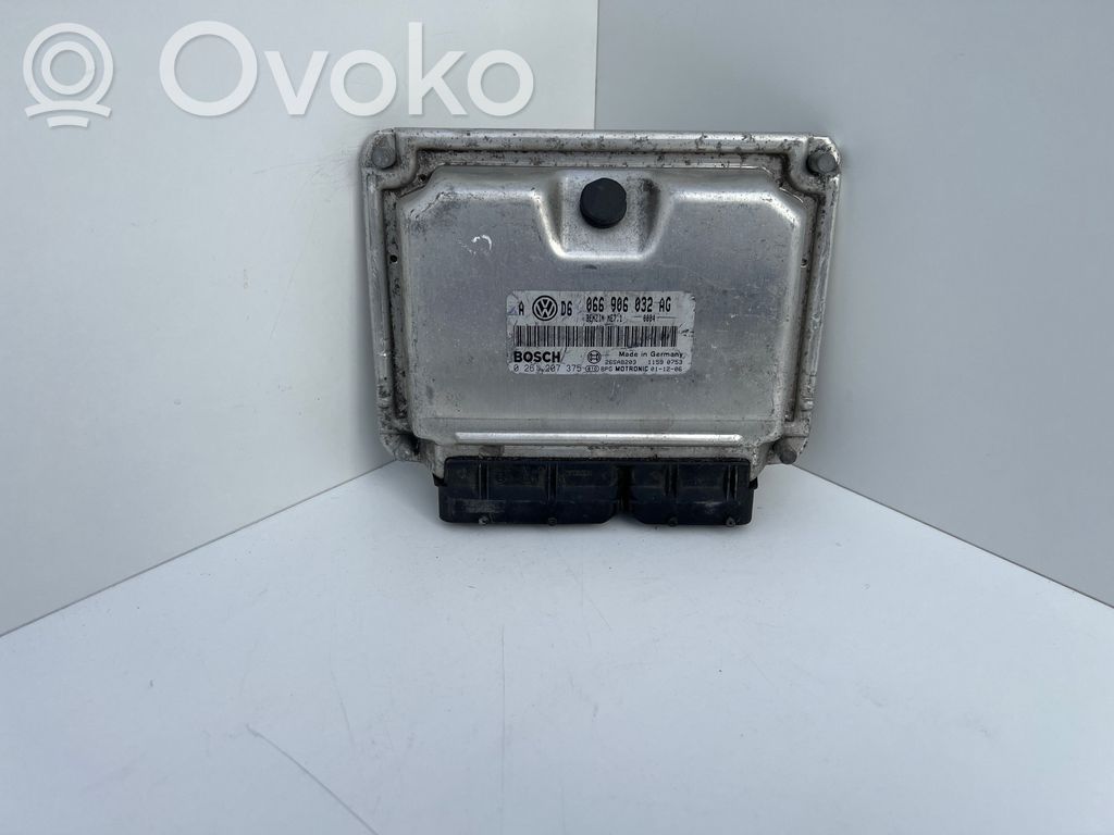 Volkswagen Golf IV Engine control unit/module 