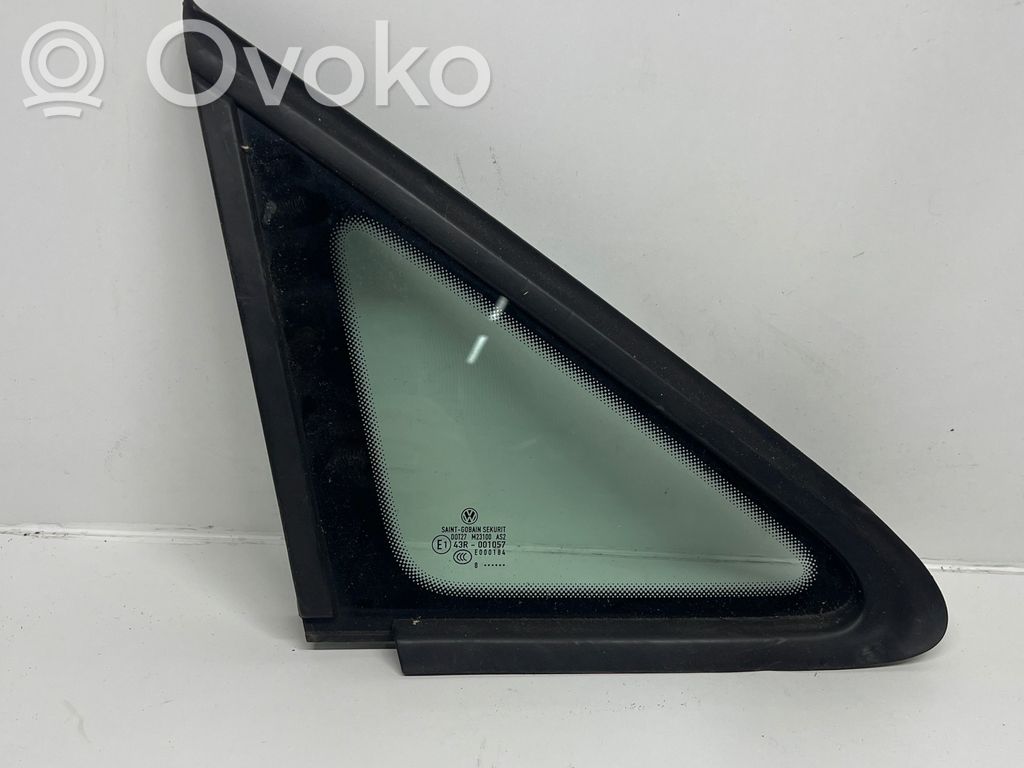 Volkswagen Caddy Rear door window glass 