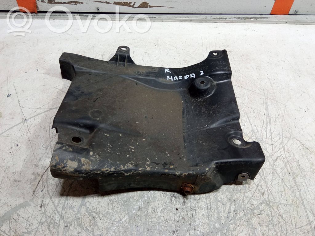 Mazda 3 Guardabarro delantero 